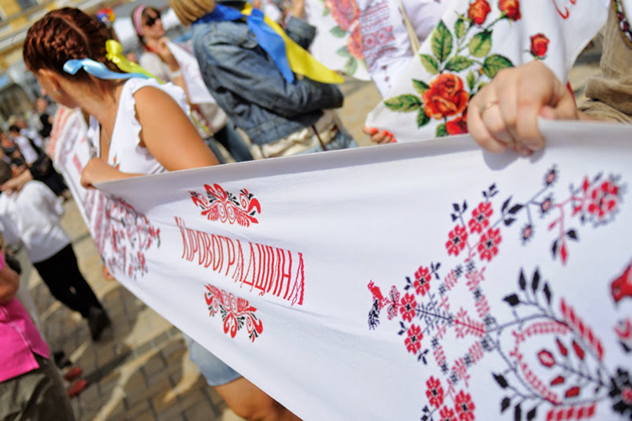 Парад вишиванок 2014